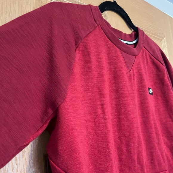 Nike Sweatshirt Men's Red Sportswear Optic Crew Neck Pullover Sweater - Picture 5 of 11